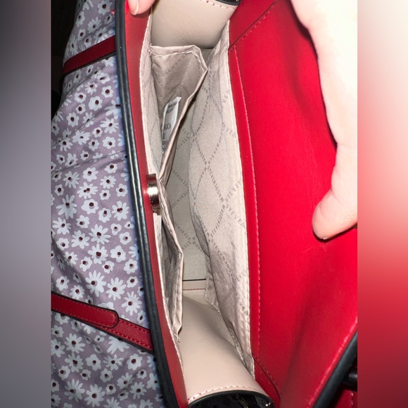 Red Steve Madden Crossbody - Picture 5 of 5